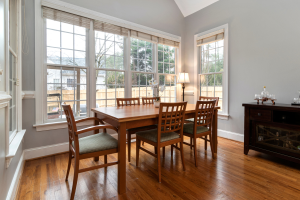 6 seater dining table